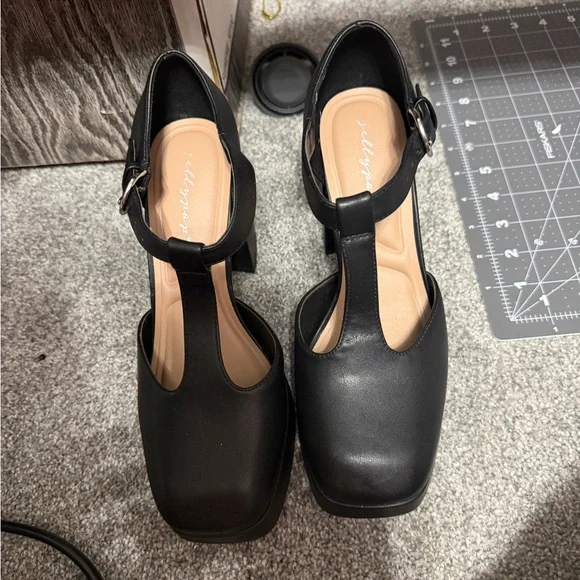 Jellypop Black T-Strap Platform Block Heels - Picture 2 of 8